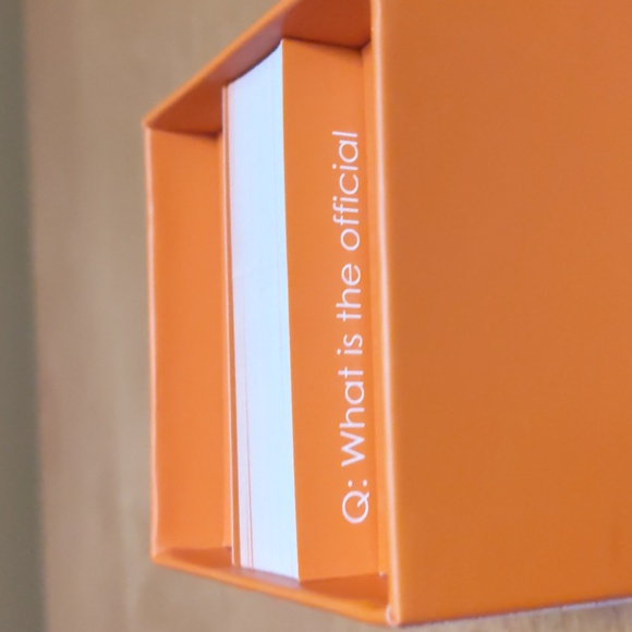 Trivia night bundle waterproof playing cards - Picture 11 of 12